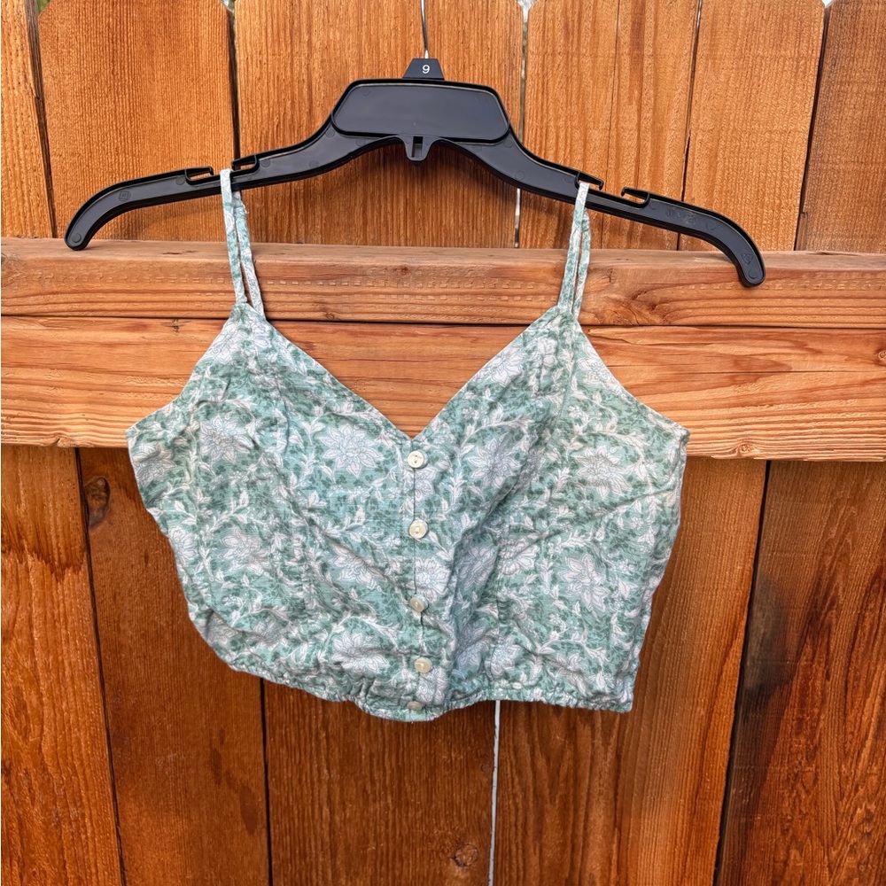 American Eagle Outfitters Green Floral Crop Top